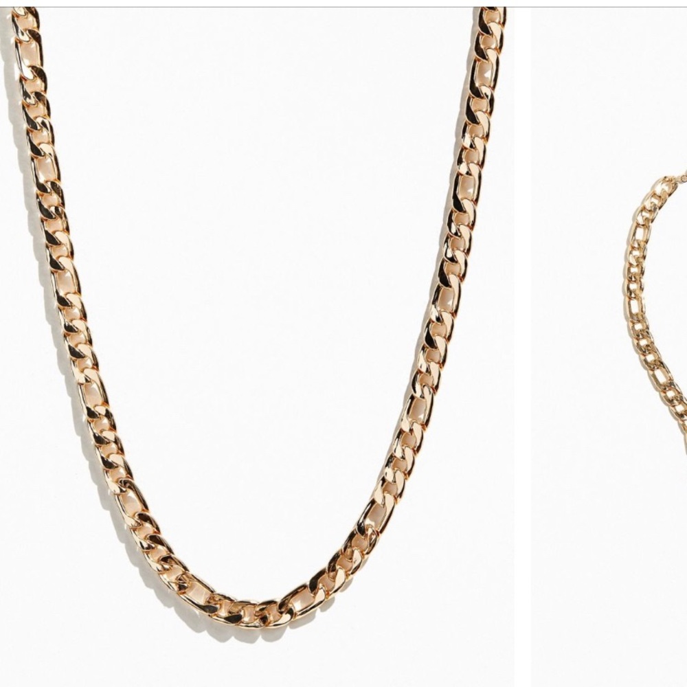 URBAN OUTFITTERS BRAND NEW GOLD CHAIN NECKLACE!!